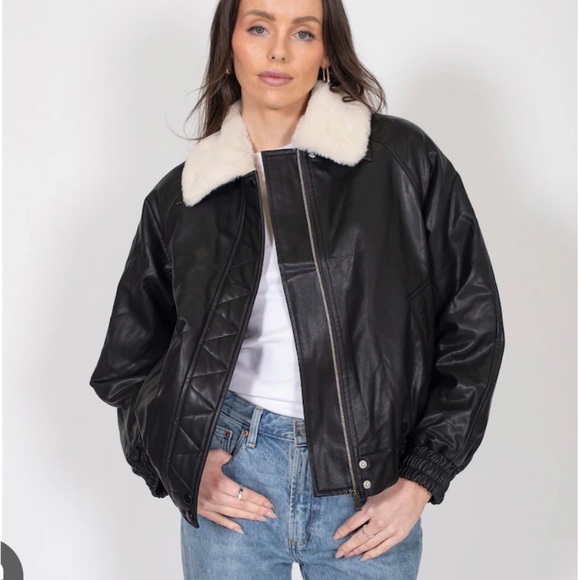 š Brunette The Label Amelia Vegan Leather Bomber With Faux Sherling (size S/M) - Picture 3 of 9